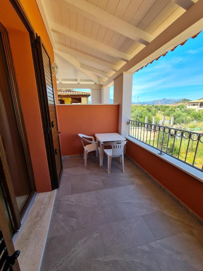 Hotel Il Risveglio Di Pula Domo Esterno foto
