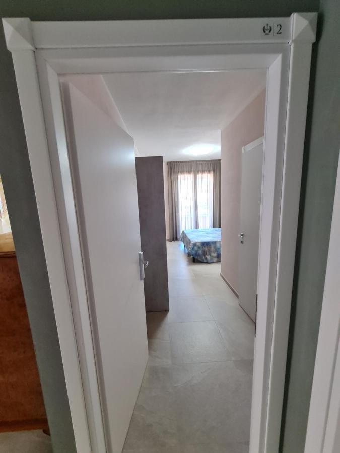 Hotel Il Risveglio Di Pula Domo Esterno foto