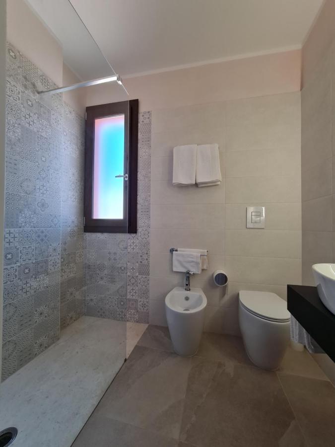 Hotel Il Risveglio Di Pula Domo Esterno foto