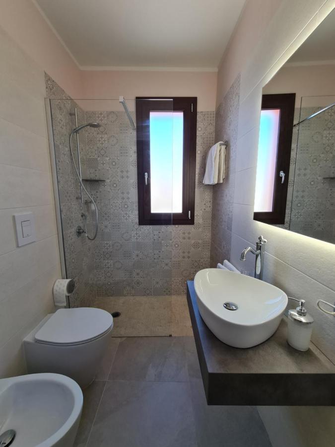Hotel Il Risveglio Di Pula Domo Esterno foto