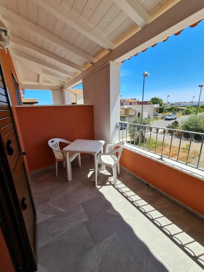 Hotel Il Risveglio Di Pula Domo Esterno foto